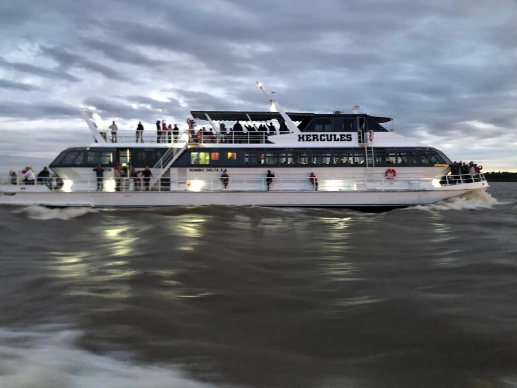 Delta nocturno navegación